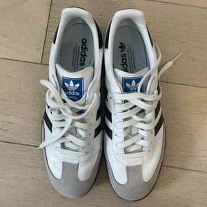 Adidas Sambas